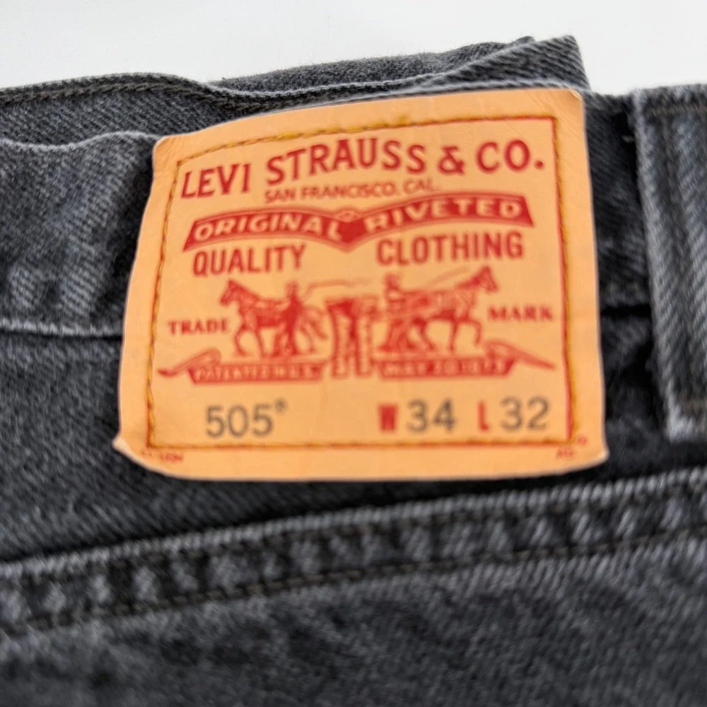 Levi's Jeans Mens 34x32 Black 505 Regular Fit Straight Leg Faded Denim Cotton